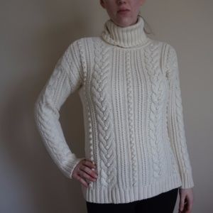 Ann Taylor Large White Sweater